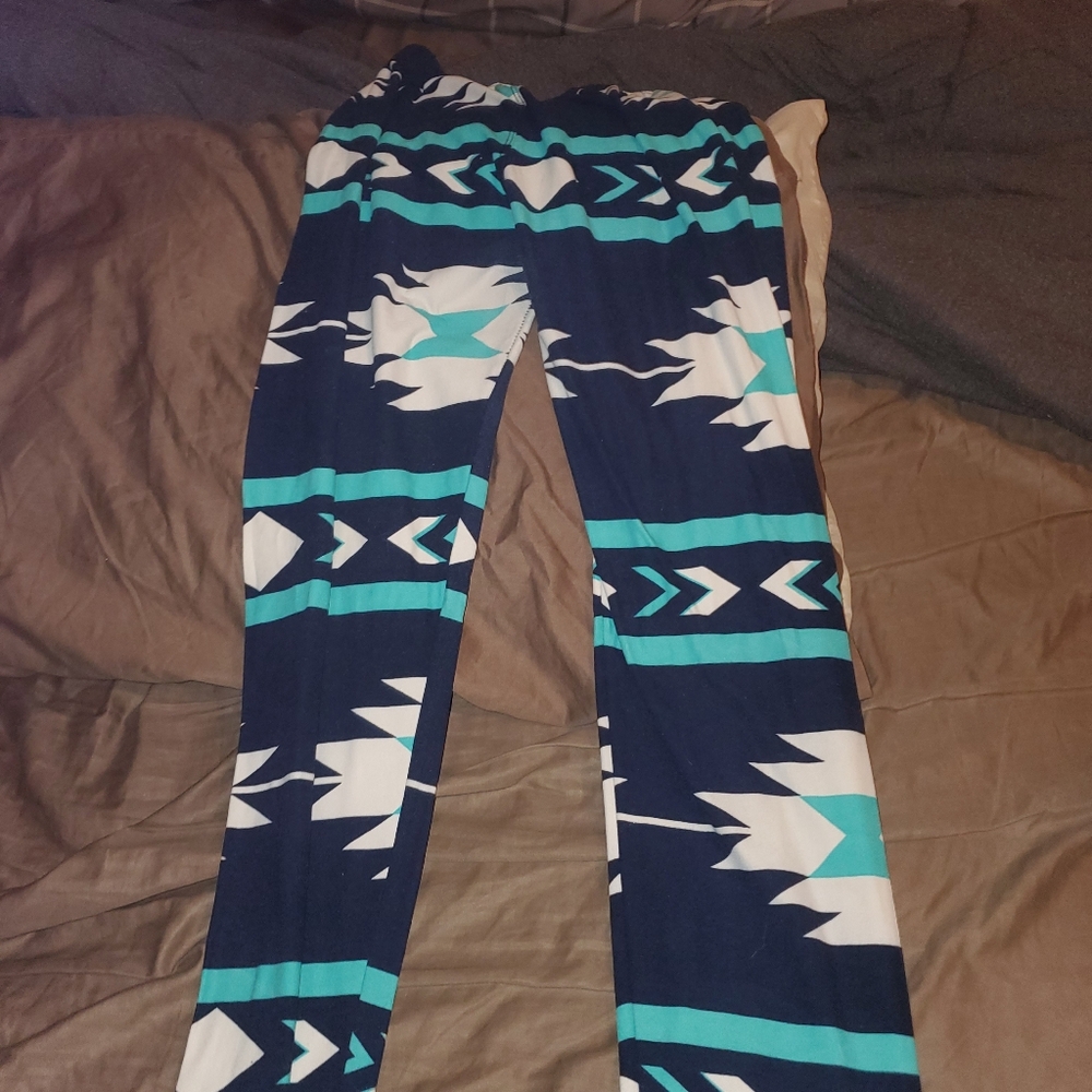 Womans Leggings Aztec Patterned Pants